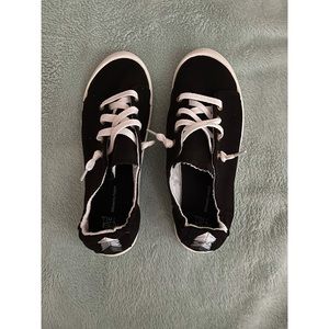 Black comfy Slide on shoes